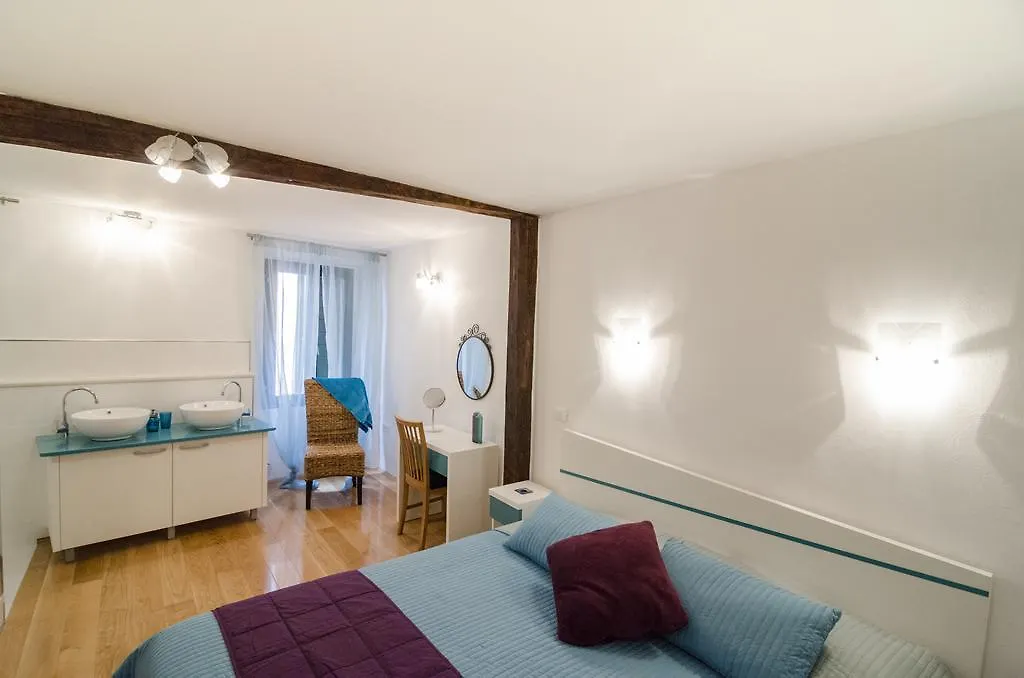 Apartment Sea View Ровинь 0*,  Хорватия